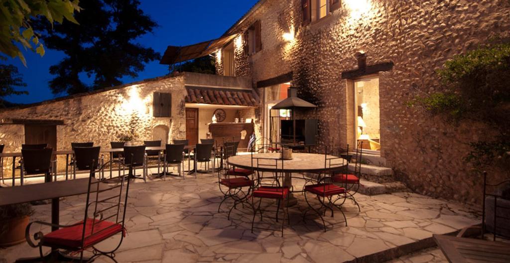 Domaine De Bertrandy Bed and Breakfast Allemagne-en-Provence Εξωτερικό φωτογραφία