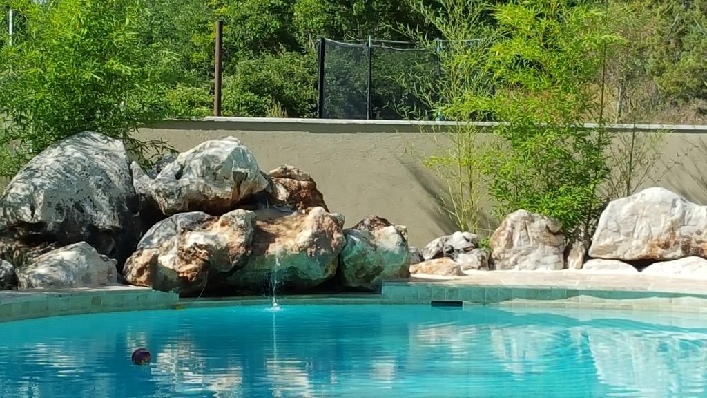 Domaine De Bertrandy Bed and Breakfast Allemagne-en-Provence Εξωτερικό φωτογραφία